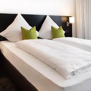 oy-hotel.com-bavaria.com/