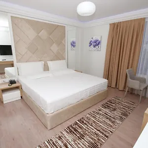  Hotel Eljos Albanien